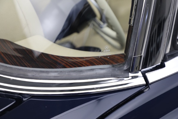 Used 1971 Mercedes-Benz 280SE 3.5 Cabriolet for sale $475,000 at Alfa Romeo of Greenwich in Greenwich CT 06830 27