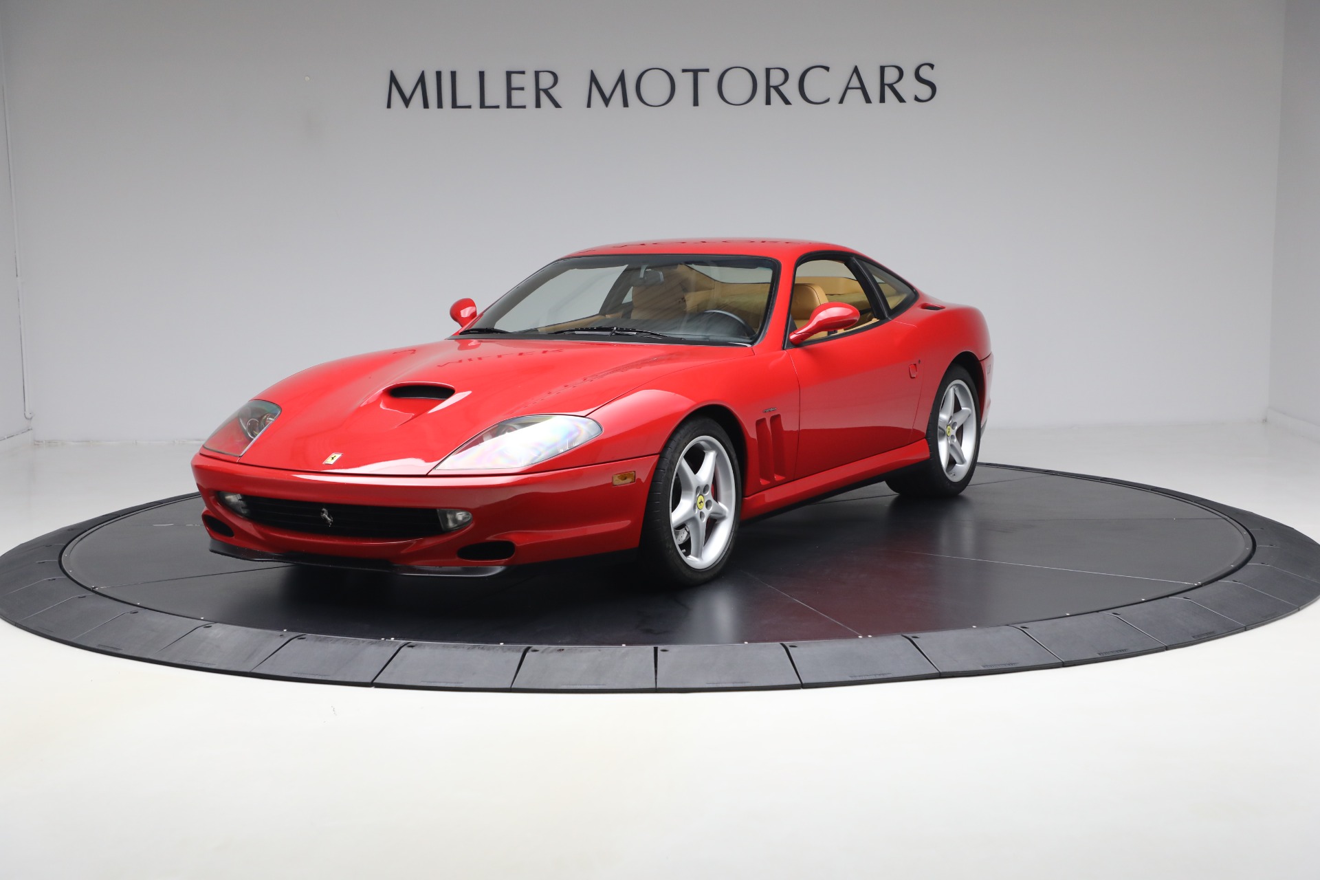Used 2000 Ferrari 550 Maranello for sale $395,900 at Alfa Romeo of Greenwich in Greenwich CT 06830 1