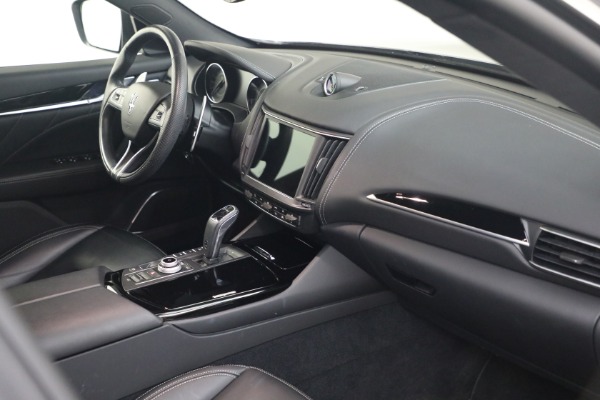 Used 2023 Maserati Levante GT for sale $49,900 at Alfa Romeo of Greenwich in Greenwich CT 06830 27
