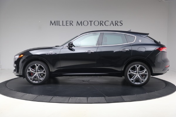 Used 2023 Maserati Levante GT for sale $49,900 at Alfa Romeo of Greenwich in Greenwich CT 06830 3