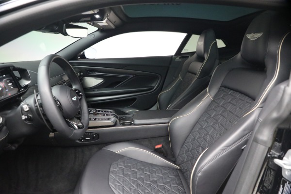 Used 2025 Aston Martin Vanquish for sale $415,900 at Alfa Romeo of Greenwich in Greenwich CT 06830 14