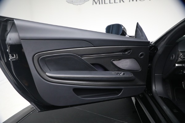 Used 2025 Aston Martin Vanquish for sale $415,900 at Alfa Romeo of Greenwich in Greenwich CT 06830 19