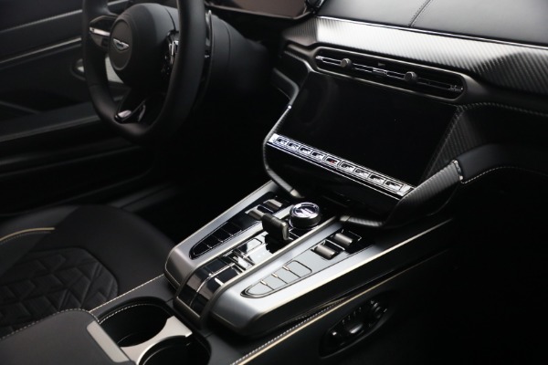 Used 2025 Aston Martin Vanquish for sale $415,900 at Alfa Romeo of Greenwich in Greenwich CT 06830 23