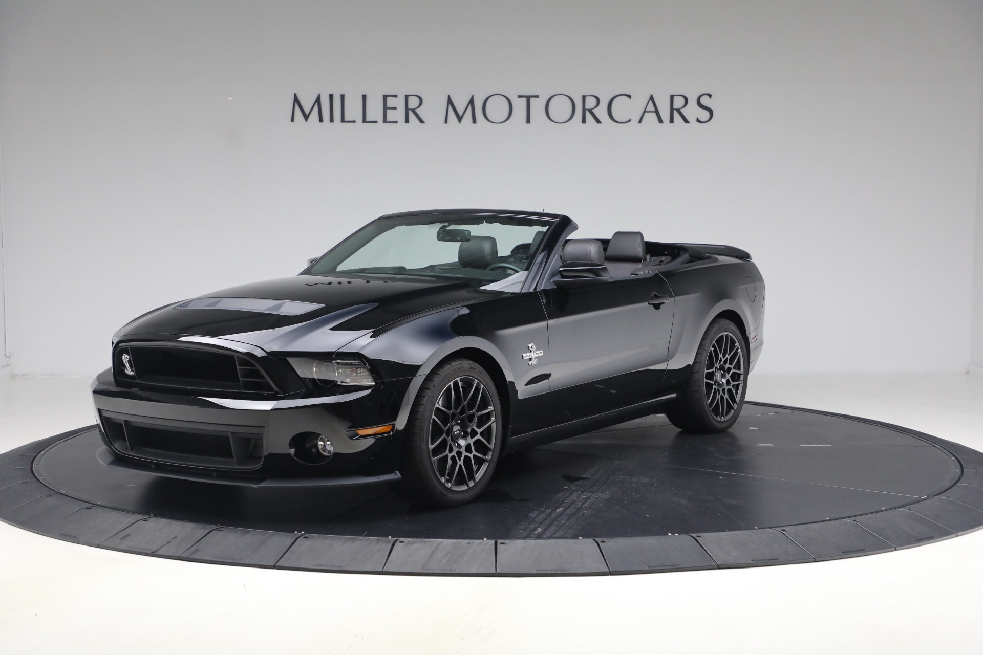 Used 2013 Ford Shelby GT500 for sale $68,900 at Alfa Romeo of Greenwich in Greenwich CT 06830 1