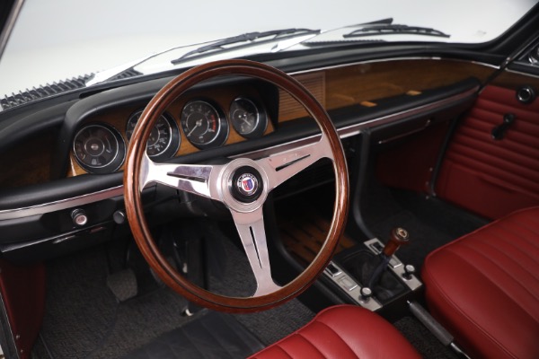 Used 1974 BMW 3.0CSi for sale $175,000 at Alfa Romeo of Greenwich in Greenwich CT 06830 18