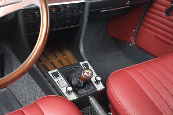 Used 1974 BMW 3.0CSi for sale $175,000 at Alfa Romeo of Greenwich in Greenwich CT 06830 20