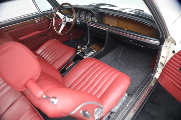 Used 1974 BMW 3.0CSi for sale $175,000 at Alfa Romeo of Greenwich in Greenwich CT 06830 22