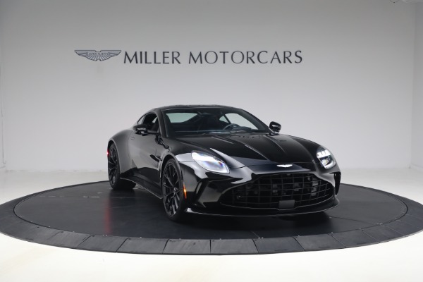 Used 2025 Aston Martin Vantage for sale $187,900 at Alfa Romeo of Greenwich in Greenwich CT 06830 11