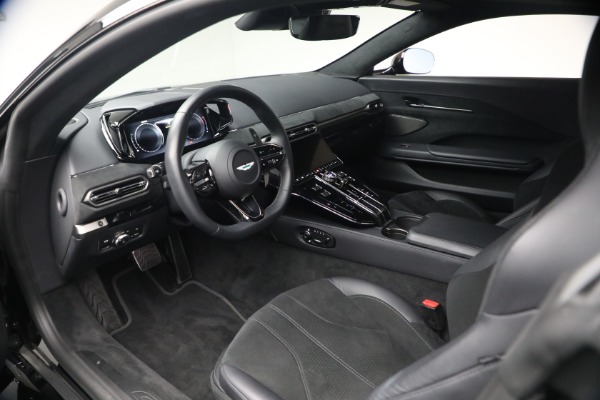 Used 2025 Aston Martin Vantage for sale $187,900 at Alfa Romeo of Greenwich in Greenwich CT 06830 14