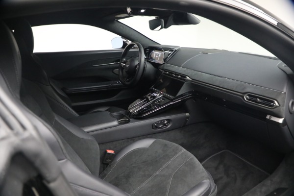 Used 2025 Aston Martin Vantage for sale $187,900 at Alfa Romeo of Greenwich in Greenwich CT 06830 17