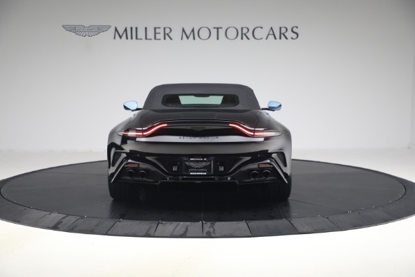 New 2026 Aston Martin Vantage S Roadster for sale $256,300 at Alfa Romeo of Greenwich in Greenwich CT 06830 18