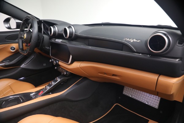 Used 2019 Ferrari Portofino for sale $205,900 at Alfa Romeo of Greenwich in Greenwich CT 06830 18