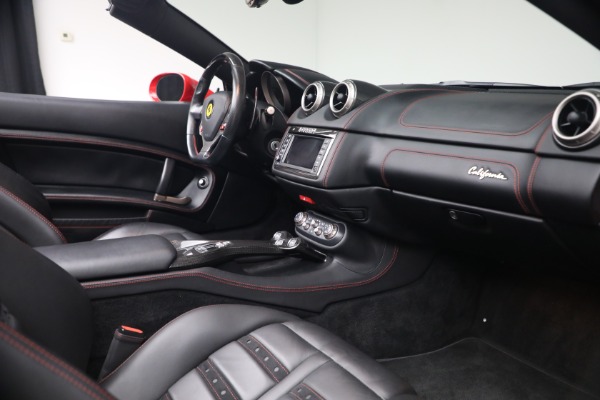 Used 2014 Ferrari California 30 for sale $115,900 at Alfa Romeo of Greenwich in Greenwich CT 06830 17