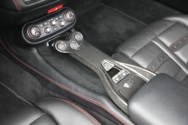 Used 2014 Ferrari California 30 for sale $115,900 at Alfa Romeo of Greenwich in Greenwich CT 06830 24