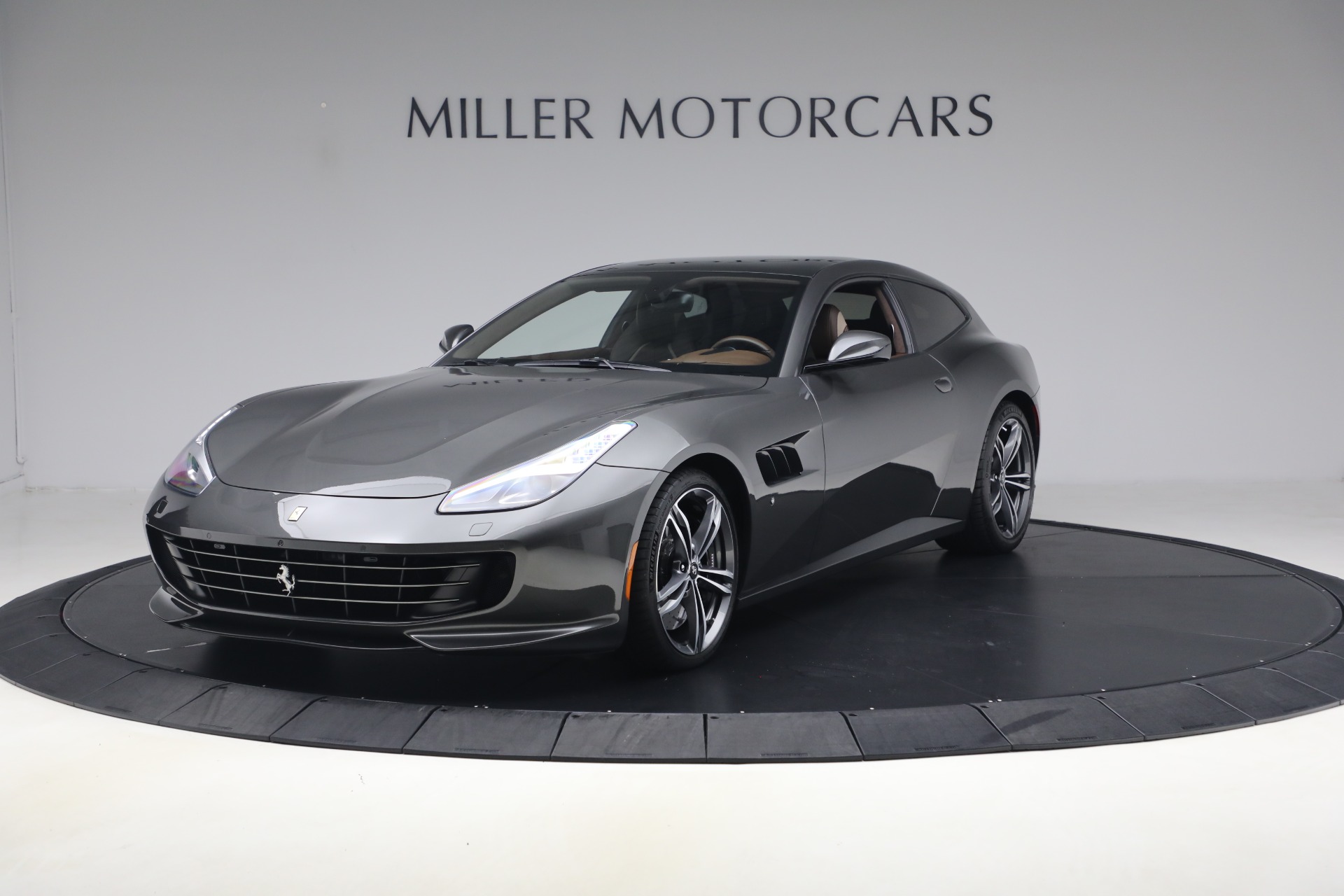Used 2019 Ferrari GTC4Lusso for sale $259,900 at Alfa Romeo of Greenwich in Greenwich CT 06830 1