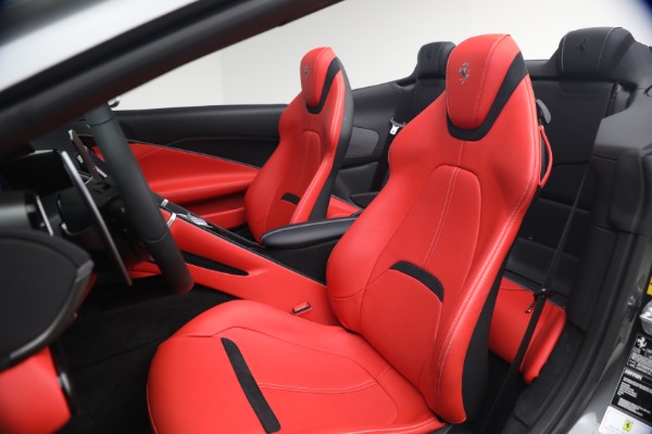 Used 2026 Ferrari Roma Spider for sale $309,900 at Alfa Romeo of Greenwich in Greenwich CT 06830 15