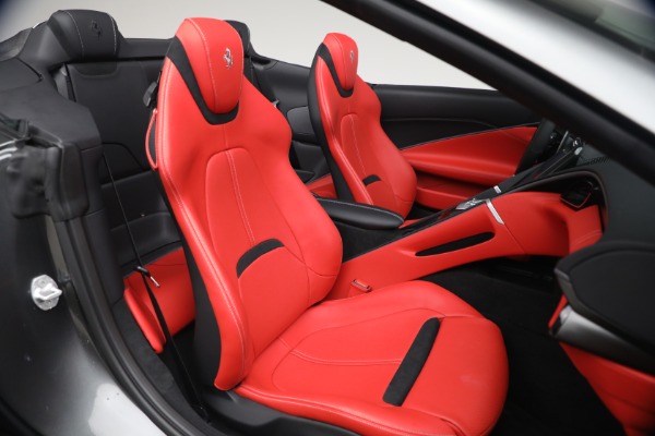 Used 2026 Ferrari Roma Spider for sale $309,900 at Alfa Romeo of Greenwich in Greenwich CT 06830 18