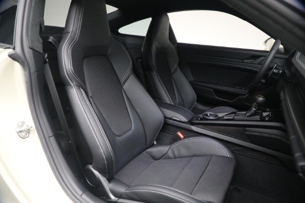 Used 2026 Porsche 911 GT3 Touring for sale $369,900 at Alfa Romeo of Greenwich in Greenwich CT 06830 19