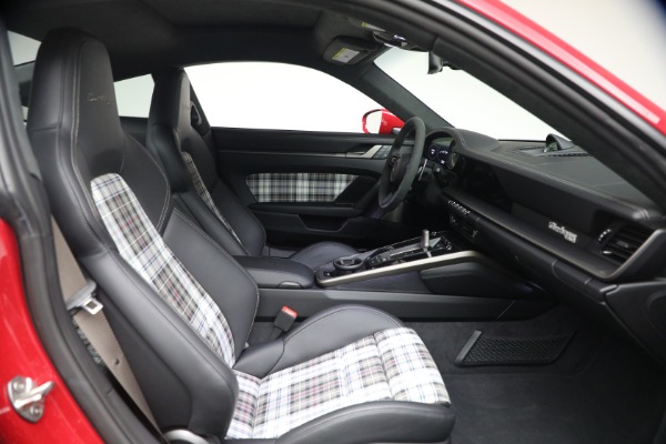 Used 2025 Porsche 911 Turbo 50 Years for sale $355,900 at Alfa Romeo of Greenwich in Greenwich CT 06830 17