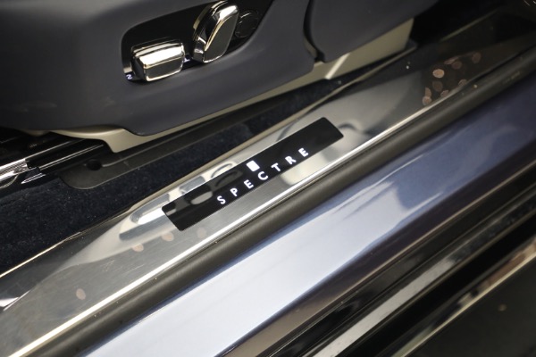Used 2024 Rolls-Royce Spectre for sale $345,900 at Alfa Romeo of Greenwich in Greenwich CT 06830 27