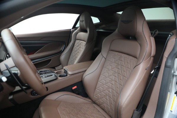 Used 2025 Aston Martin Vanquish for sale $429,900 at Alfa Romeo of Greenwich in Greenwich CT 06830 20