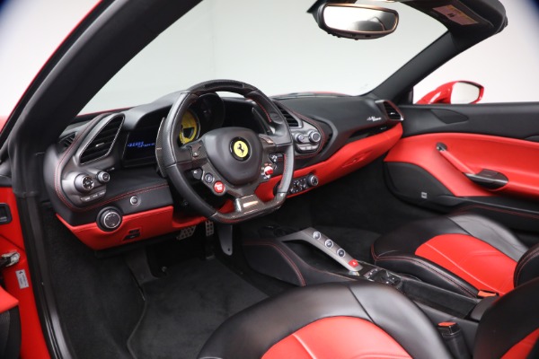 Used 2019 Ferrari 488 Spider for sale $419,900 at Alfa Romeo of Greenwich in Greenwich CT 06830 13