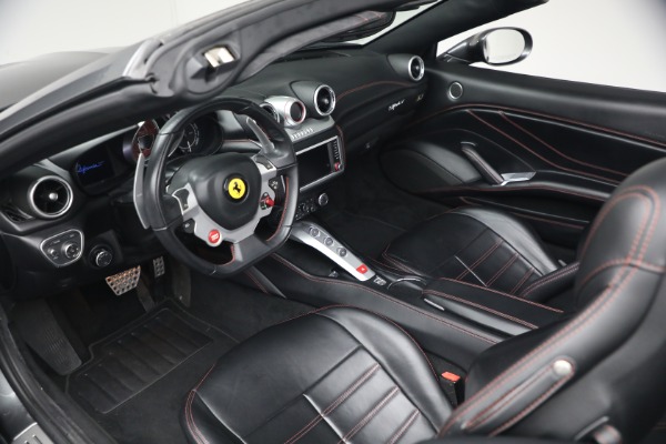 Used 2015 Ferrari California T for sale $139,900 at Alfa Romeo of Greenwich in Greenwich CT 06830 14