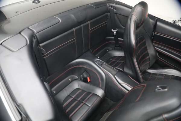 Used 2015 Ferrari California T for sale $139,900 at Alfa Romeo of Greenwich in Greenwich CT 06830 21