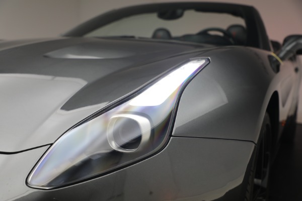 Used 2015 Ferrari California T for sale $139,900 at Alfa Romeo of Greenwich in Greenwich CT 06830 26