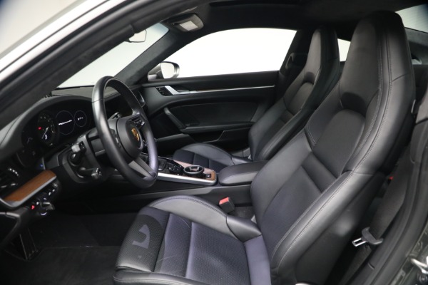 Used 2020 Porsche 911 Carrera 4S for sale $144,900 at Alfa Romeo of Greenwich in Greenwich CT 06830 13