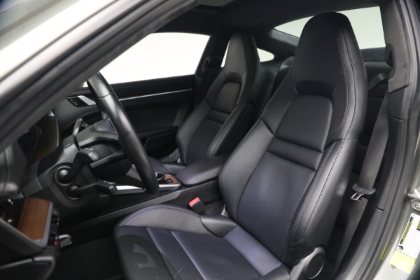 Used 2020 Porsche 911 Carrera 4S for sale $144,900 at Alfa Romeo of Greenwich in Greenwich CT 06830 14