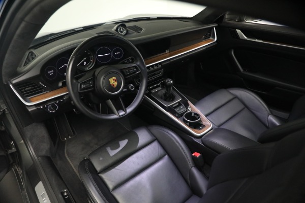 Used 2020 Porsche 911 Carrera 4S for sale $144,900 at Alfa Romeo of Greenwich in Greenwich CT 06830 15
