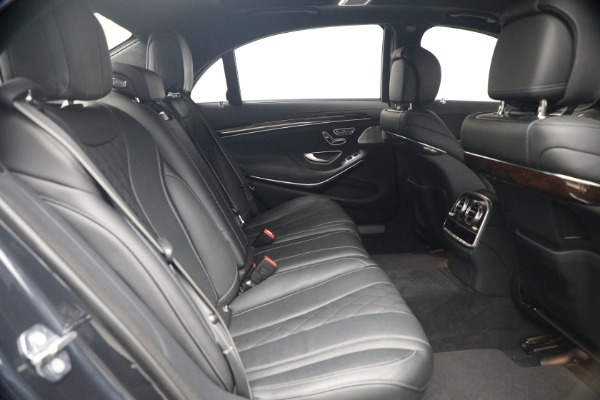 Used 2019 Mercedes-Benz S-Class S 560 4MATIC for sale $49,900 at Alfa Romeo of Greenwich in Greenwich CT 06830 21