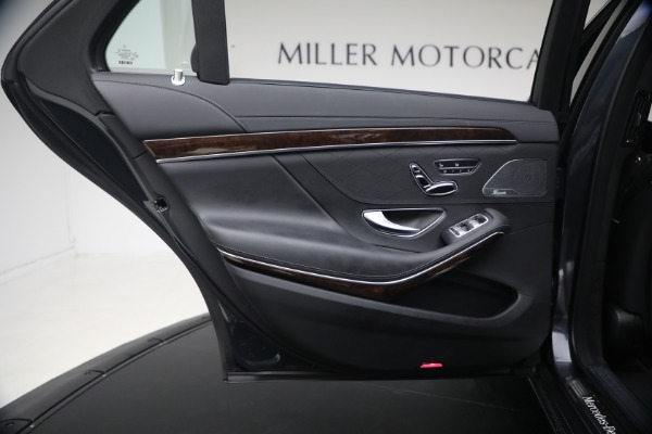 Used 2019 Mercedes-Benz S-Class S 560 4MATIC for sale $49,900 at Alfa Romeo of Greenwich in Greenwich CT 06830 27