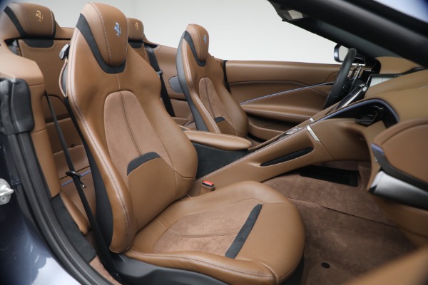 Used 2025 Ferrari Roma Spider for sale $309,900 at Alfa Romeo of Greenwich in Greenwich CT 06830 20