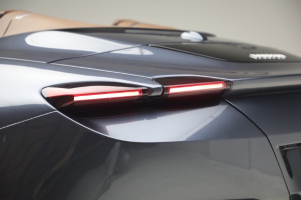 Used 2025 Ferrari Roma Spider for sale $309,900 at Alfa Romeo of Greenwich in Greenwich CT 06830 28