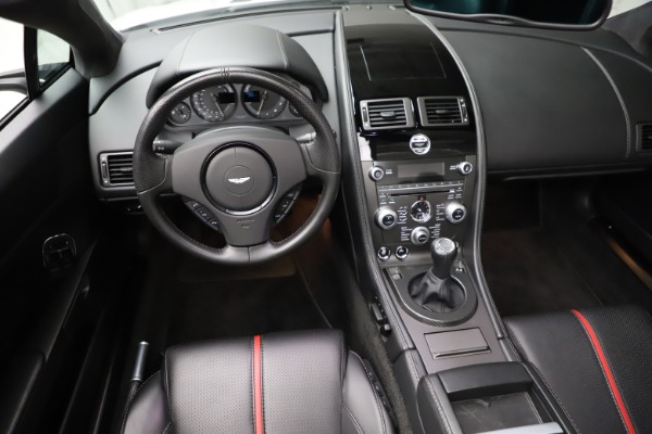 Used 2015 Aston Martin V8 Vantage GT Roadster for sale Sold at Alfa Romeo of Greenwich in Greenwich CT 06830 17