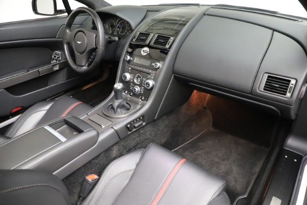 Used 2015 Aston Martin V8 Vantage GT Roadster for sale Sold at Alfa Romeo of Greenwich in Greenwich CT 06830 22
