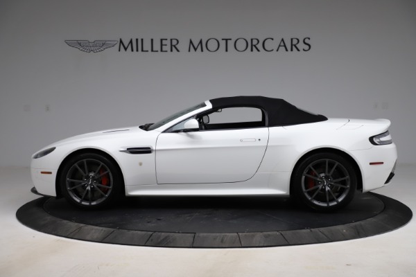 Used 2015 Aston Martin V8 Vantage GT Roadster for sale Sold at Alfa Romeo of Greenwich in Greenwich CT 06830 26