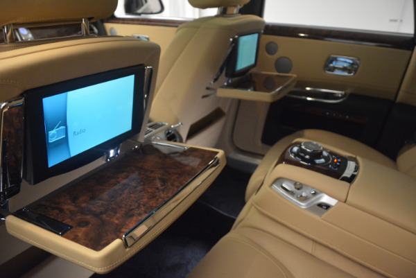 Used 2017 Rolls-Royce Ghost for sale Sold at Alfa Romeo of Greenwich in Greenwich CT 06830 28