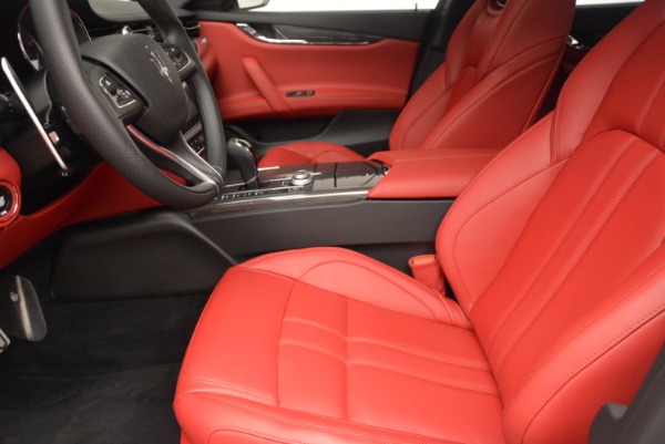 New 2017 Maserati Quattroporte S Q4 GranSport for sale Sold at Alfa Romeo of Greenwich in Greenwich CT 06830 14