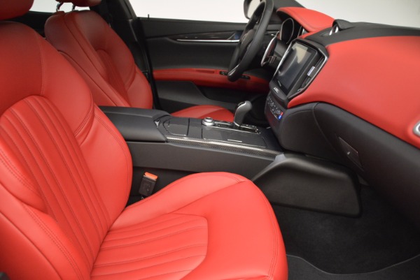 New 2017 Maserati Ghibli S Q4 for sale Sold at Alfa Romeo of Greenwich in Greenwich CT 06830 24