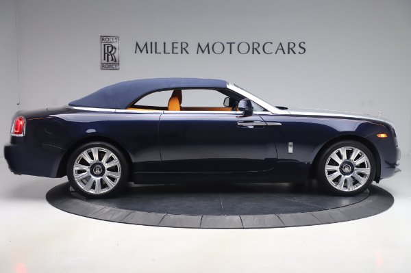 Used 2017 Rolls-Royce Dawn for sale Sold at Alfa Romeo of Greenwich in Greenwich CT 06830 18