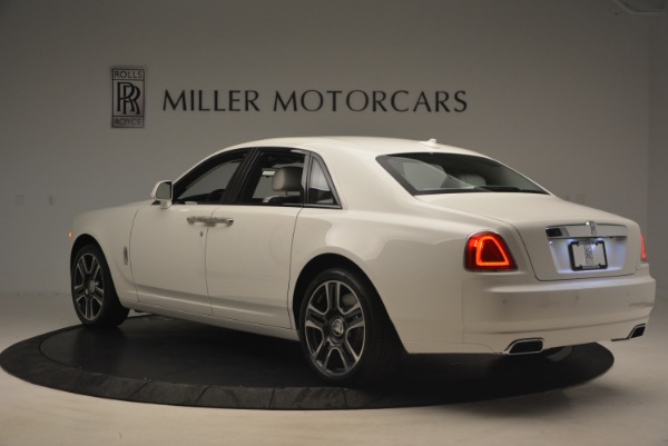 Used 2017 Rolls-Royce Ghost for sale Sold at Alfa Romeo of Greenwich in Greenwich CT 06830 5