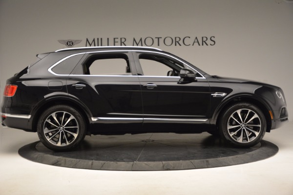 Used 2017 Bentley Bentayga for sale Sold at Alfa Romeo of Greenwich in Greenwich CT 06830 9