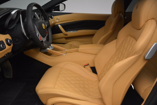 Used 2014 Ferrari FF for sale Sold at Alfa Romeo of Greenwich in Greenwich CT 06830 14