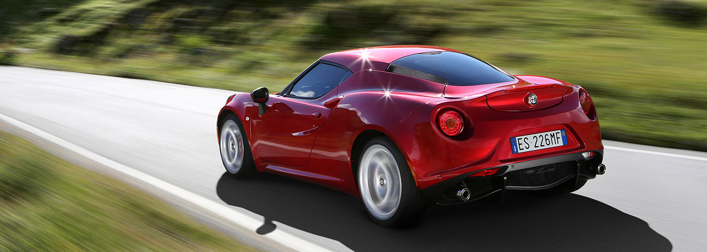 Alfa Romeo 4C Coupe Video